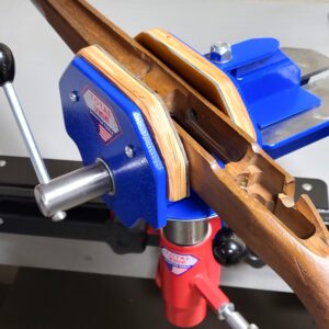#10 B vise with a gun stock in the quick docking station